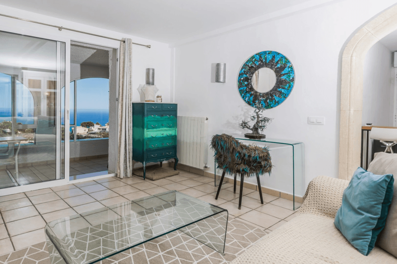 Villa con vistas panorámicas al mar y la Isla de Portichol en Javea