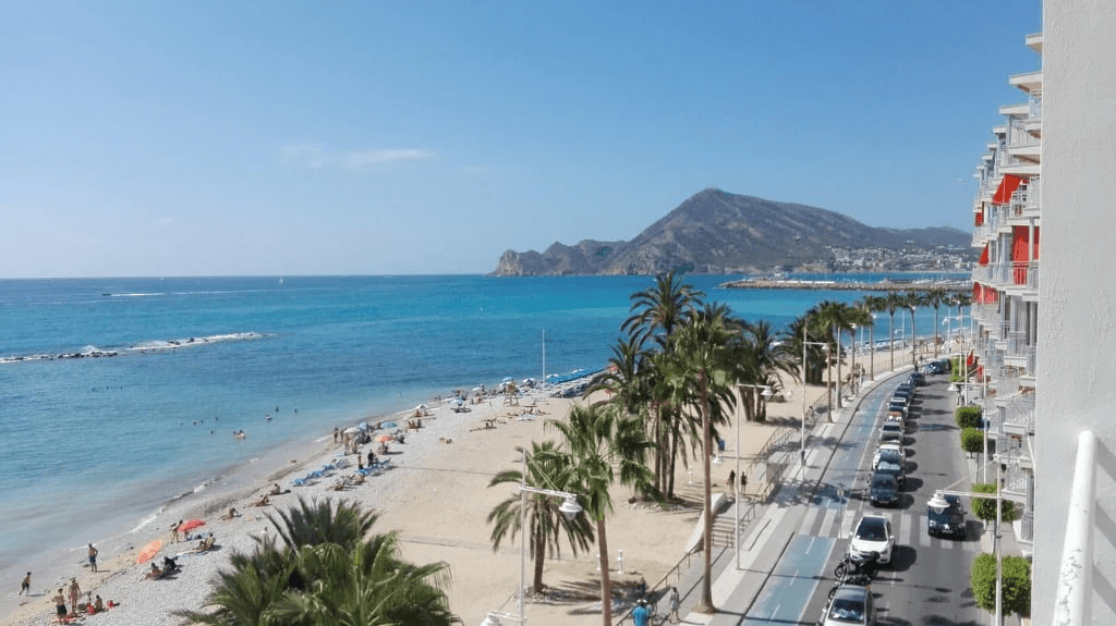 Preciosa casa adosada con vistas al mar en Altea Hills y licencia turistica
