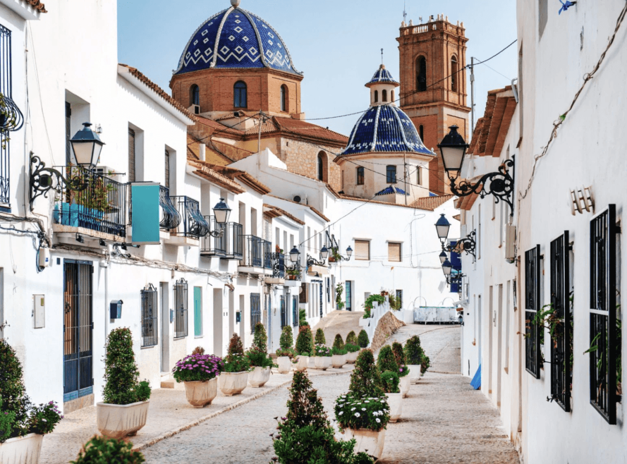 Preciosa casa adosada con vistas al mar en Altea Hills y licencia turistica